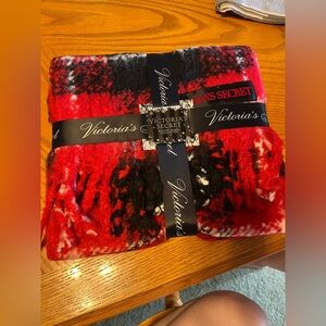 NWT Victoria Secret Winter Angel Scarf